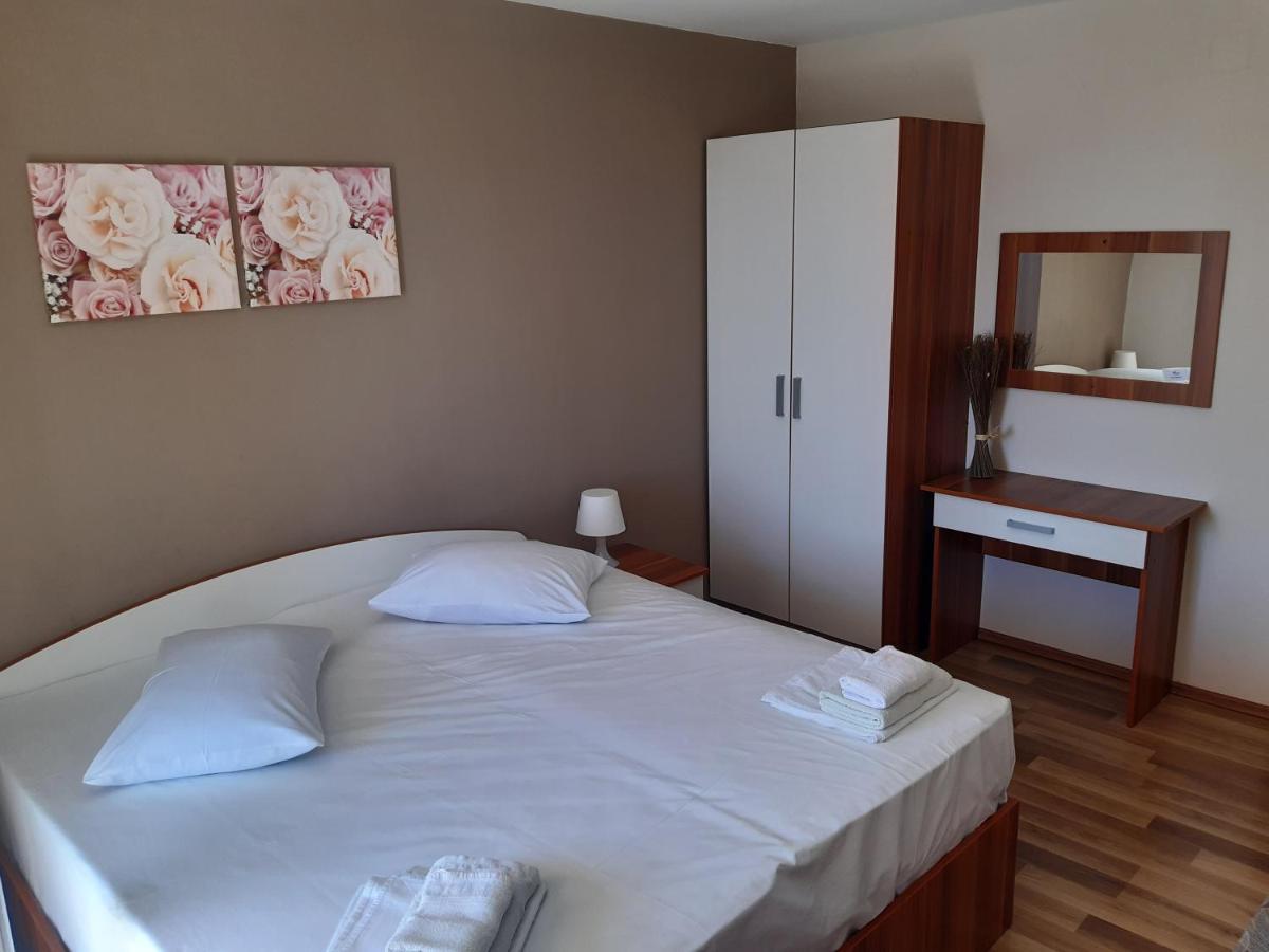 Villa Ravlic Podgora Esterno foto